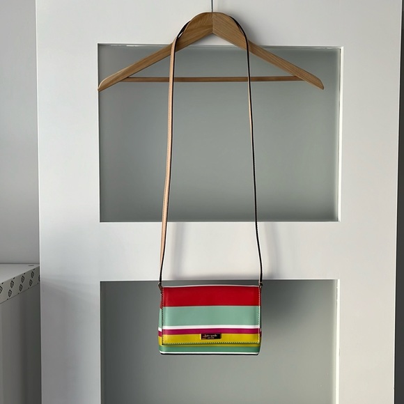 Kate Spade phone crossbody bag - Picture 1 of 13